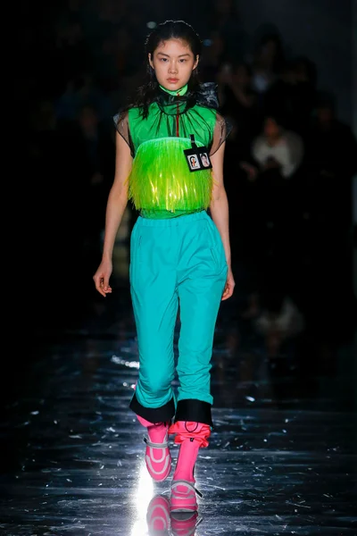 Look 42